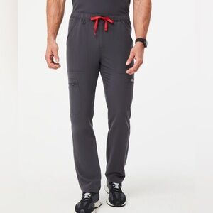 Figs Cairo Cargo Scrub Pants in Charcoal Size M/T